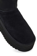Women's Black Thick-Soled Suede Leather Teddy Boot | Derimod Women's Black Thick-Soled Suede Leather Teddy Boot | Derimod