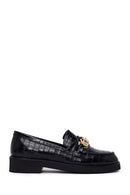 Kadın Siyah Kroko Desenli Zincir Detaylı Deri Maskülen Loafer | Derimod Kadın Siyah Kroko Desenli Zincir Detaylı Deri Maskülen Loafer | Derimod