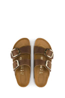Birkenstock Kadın Kahverengi Deri Çift Tokalı Arizona Big Buckle Terlik | Derimod Birkenstock Kadın Kahverengi Deri Çift Tokalı Arizona Big Buckle Terlik | Derimod