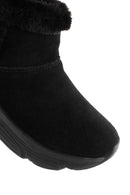 Skechers Kadın Siyah Max Cushioning Süet Deri Kalın Tabanlı Casual Bot | Derimod Skechers Kadın Siyah Max Cushioning Süet Deri Kalın Tabanlı Casual Bot | Derimod