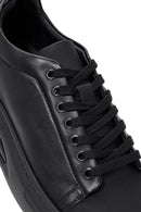 Erkek Siyah Bağcıklı Kalın Tabanlı Deri Sneaker | Derimod Erkek Siyah Bağcıklı Kalın Tabanlı Deri Sneaker | Derimod