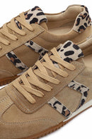 Kadın Bej Bağcıklı Süet Deri Sneaker | Derimod Kadın Bej Bağcıklı Süet Deri Sneaker | Derimod