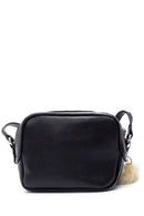 Women's Accessory Detailed Crossbody Bag | Derimod Women's Accessory Detailed Crossbody Bag | Derimod