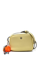 Women's Accessory Detailed Crossbody Bag | Derimod Women's Accessory Detailed Crossbody Bag | Derimod