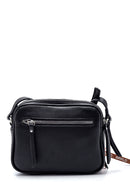 Crossbody Bag with Women's Accessories | Derimod Crossbody Bag with Women's Accessories | Derimod
