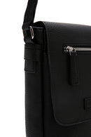 Men's Black Messenger Bag | Derimod Men's Black Messenger Bag | Derimod
