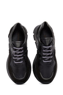 Kadın Siyah Deri Süet Detaylı Kalın Tabanlı Sneaker | Derimod Kadın Siyah Deri Süet Detaylı Kalın Tabanlı Sneaker | Derimod