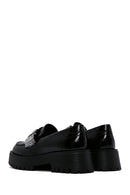 Kadın Siyah Rugan Deri Taşlı Maskülen Loafer | Derimod Kadın Siyah Rugan Deri Taşlı Maskülen Loafer | Derimod