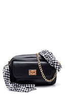 Women's Accessory Detailed Crossbody Bag | Derimod Women's Accessory Detailed Crossbody Bag | Derimod