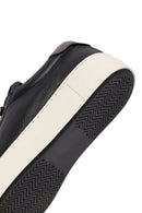 Kadın Siyah Bağcıklı Kalın Tabanlı Deri Sneaker | Derimod Kadın Siyah Bağcıklı Kalın Tabanlı Deri Sneaker | Derimod