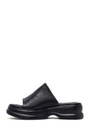 Women's Black Thick Sole Leather Slippers
| Derimod
Women's Black Thick Sole Leather Slippers
| Derimod