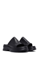 Women's Black Thick Sole Leather Slippers
| Derimod
Women's Black Thick Sole Leather Slippers
| Derimod