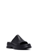 Women's Black Thick Sole Leather Slippers
| Derimod
Women's Black Thick Sole Leather Slippers
| Derimod