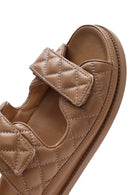 Kadın Taba Bantlı Kapitone Desenli Deri Terlik | Derimod Kadın Taba Bantlı Kapitone Desenli Deri Terlik | Derimod