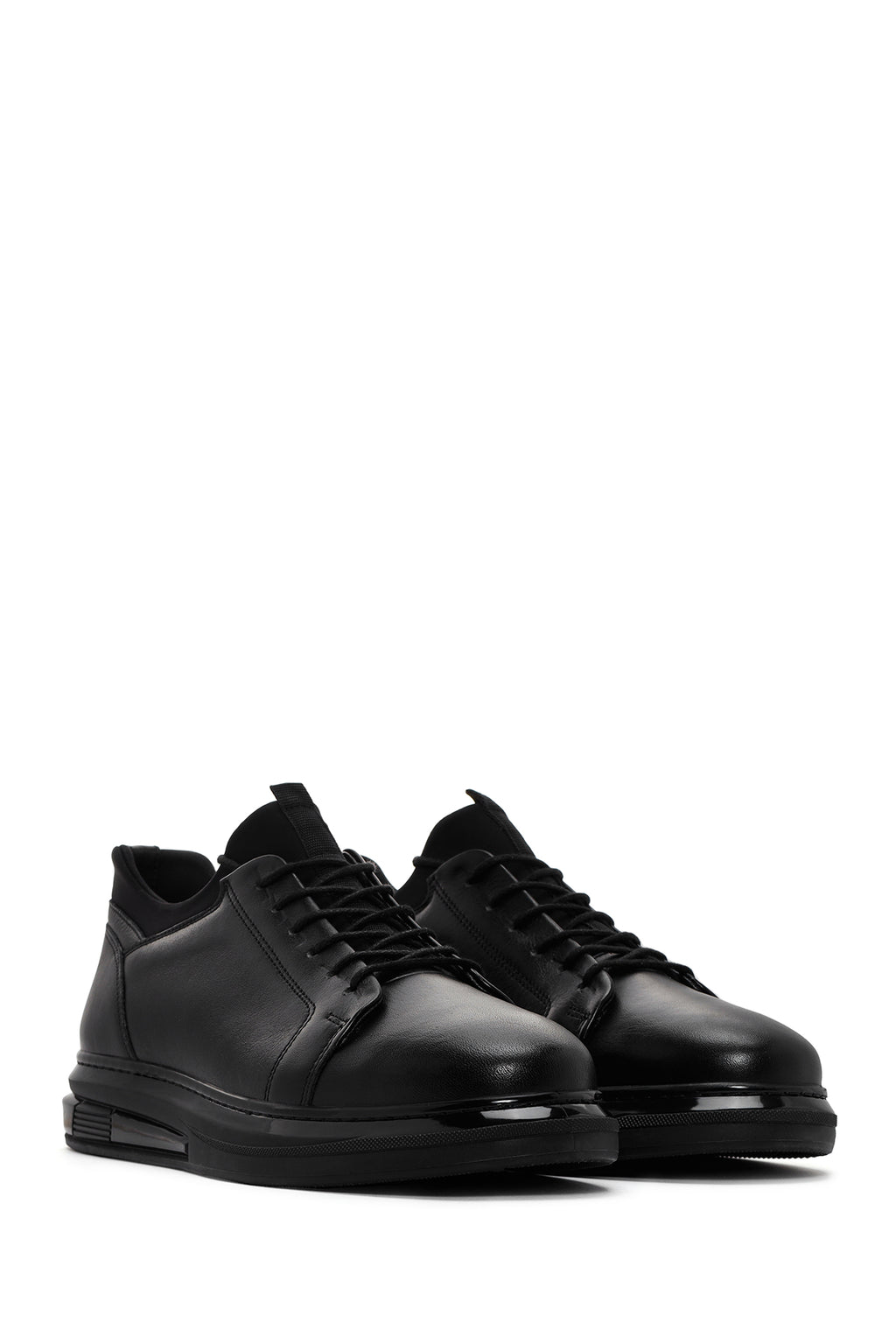 Erkek Siyah Bağcıklı Kalın Tabanlı Deri Sneaker