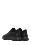 Erkek Siyah Bağcıklı Kalın Tabanlı Deri Casual Sneaker | Derimod Erkek Siyah Bağcıklı Kalın Tabanlı Deri Casual Sneaker | Derimod