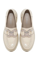 Kadın Bej Deri Rugan Maskülen Loafer | Derimod Kadın Bej Deri Rugan Maskülen Loafer | Derimod