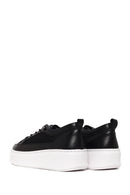 Kadın Siyah Bağcıklı Kalın Tabanlı Deri Sneaker | Derimod Kadın Siyah Bağcıklı Kalın Tabanlı Deri Sneaker | Derimod