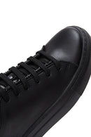 Kadın Siyah Bağcıklı Taş Detaylı Deri Sneaker | Derimod Kadın Siyah Bağcıklı Taş Detaylı Deri Sneaker | Derimod