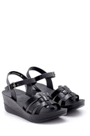 Women's Crocodile Patterned Sandals | Derimod Women's Crocodile Patterned Sandals | Derimod