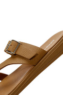 Women's Tan Flip Flops Leather Slippers | Derimod Women's Tan Flip Flops Leather Slippers | Derimod