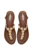 Woman Brown Buckled Flip-Flop Sandal | Derimod Woman Brown Buckled Flip-Flop Sandal | Derimod