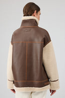 Helsinki Women's Brown Short Teddy Coat | Derimod Helsinki Women's Brown Short Teddy Coat | Derimod