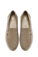 Kadın Bej Dolgu Topuklu Süet Deri Comfort Loafer | Derimod Kadın Bej Dolgu Topuklu Süet Deri Comfort Loafer | Derimod