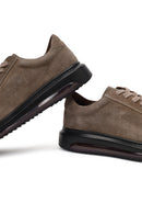 Erkek Vizon Bağcıklı Kalın Tabanlı Süet Deri Sneaker | Derimod Erkek Vizon Bağcıklı Kalın Tabanlı Süet Deri Sneaker | Derimod