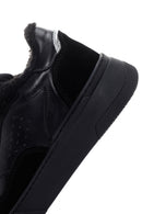 Kadın Siyah Kalın Tabanlı Kürklü Deri Sneaker | Derimod Kadın Siyah Kalın Tabanlı Kürklü Deri Sneaker | Derimod