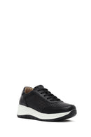 Kadın Siyah Bağcıklı Kalın Tabanlı Deri Sneaker | Derimod Kadın Siyah Bağcıklı Kalın Tabanlı Deri Sneaker | Derimod