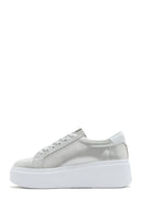 Kadın Gümüş Kalın Tabanlı Yandan Fermuarlı Deri Sneaker | Derimod Kadın Gümüş Kalın Tabanlı Yandan Fermuarlı Deri Sneaker | Derimod