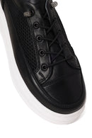 Kadın Siyah Bağcıklı Kalın Tabanlı Deri Sneaker | Derimod Kadın Siyah Bağcıklı Kalın Tabanlı Deri Sneaker | Derimod