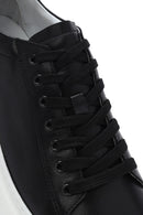 Erkek Siyah Bağcıklı Kalın Tabanlı Deri Sneaker | Derimod Erkek Siyah Bağcıklı Kalın Tabanlı Deri Sneaker | Derimod