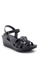 Women's Crocodile Patterned Sandals | Derimod Women's Crocodile Patterned Sandals | Derimod