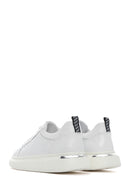 Erkek Beyaz Bağcıklı Kalın Tabanlı Deri Sneaker | Derimod Erkek Beyaz Bağcıklı Kalın Tabanlı Deri Sneaker | Derimod