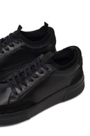 Erkek Siyah Bağcıklı Kalın Tabanlı Deri Sneaker | Derimod Erkek Siyah Bağcıklı Kalın Tabanlı Deri Sneaker | Derimod