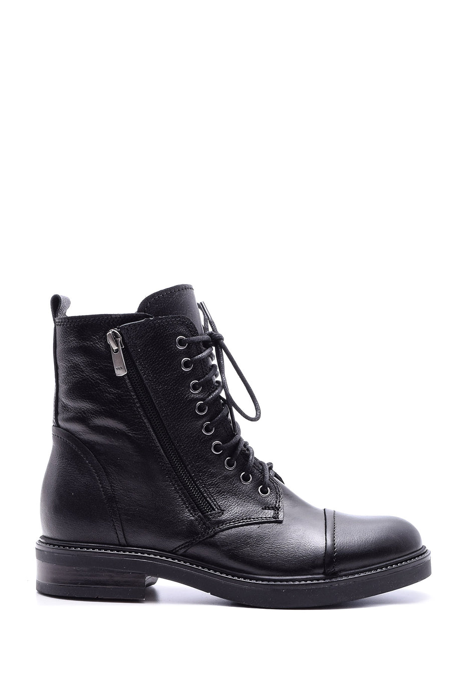 Women's Zipper Detailed Leather Boots 19WFD220418 | Derimod