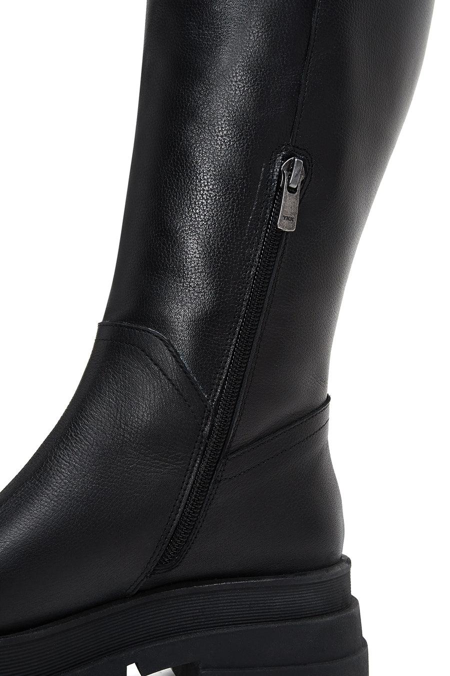 Women's Black Leather Zippered Thick Soled Boots