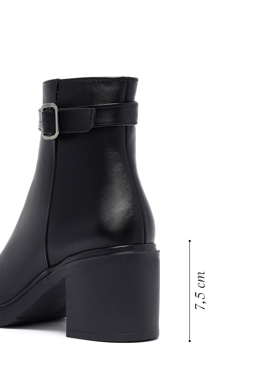 Woman Black Zippered Chunky Heels Leather Boat