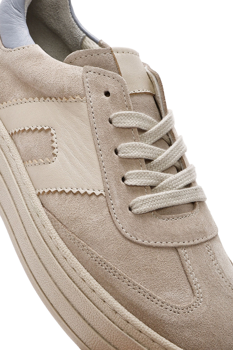 Kadın Bej Bağcıklı Süet Deri Sneaker