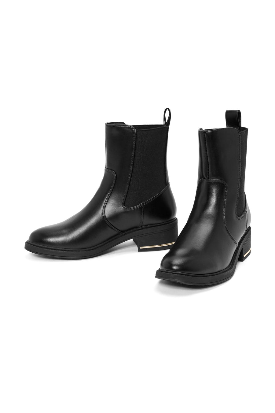 Woman Black Chelsea Boots