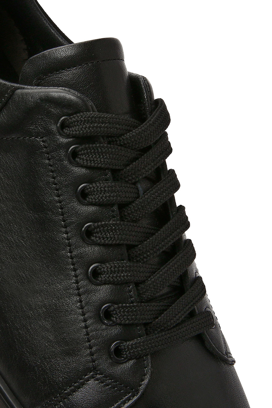 Erkek Siyah Bağcıklı Kalın Tabanlı Deri Sneaker