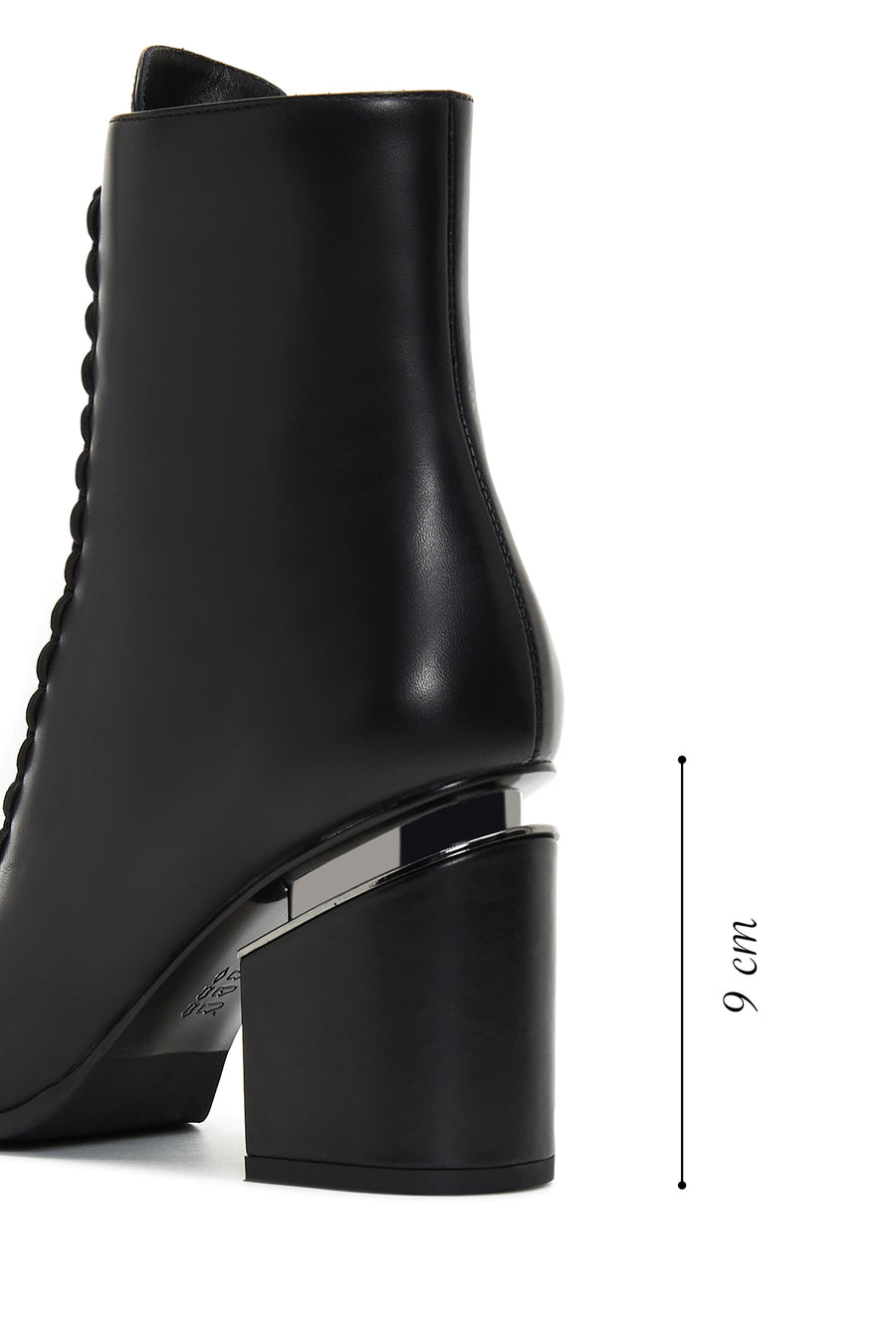 Women's Black Zipper Heeled Leather Boots