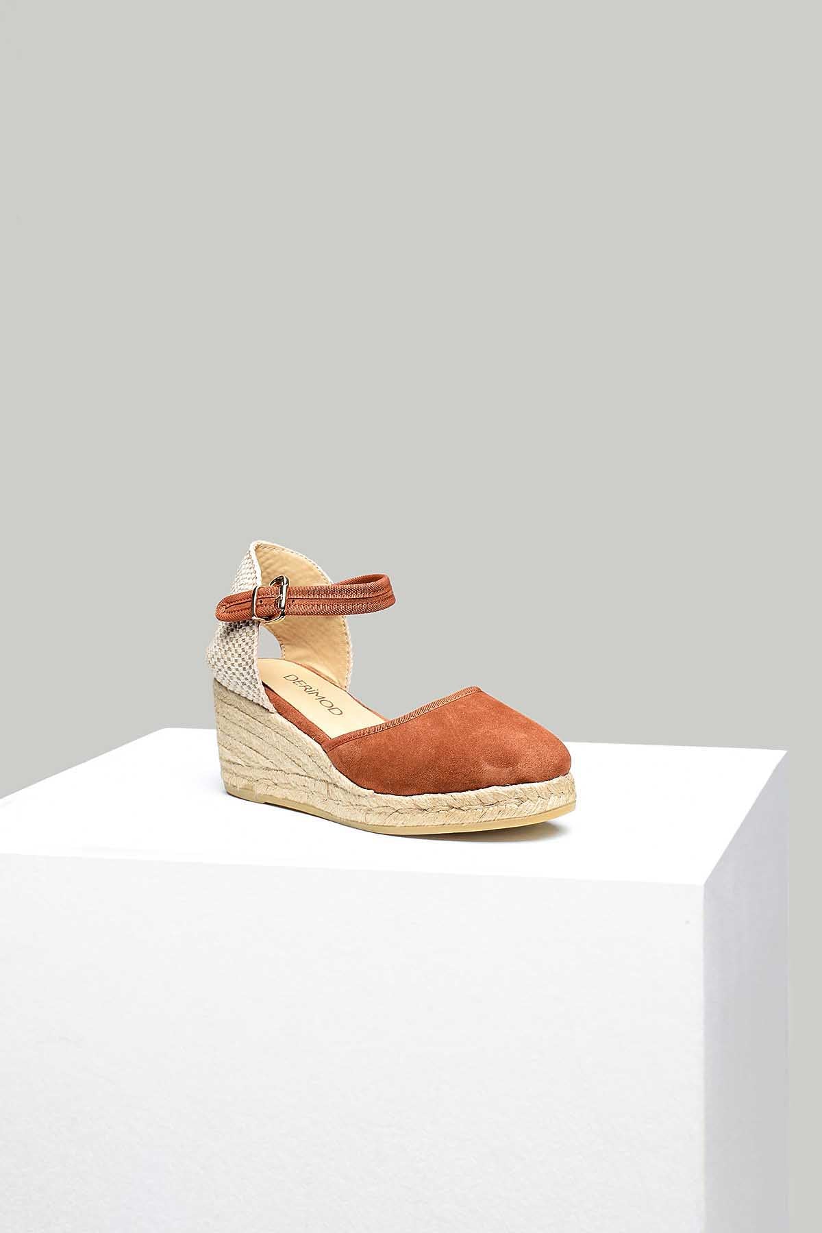 Complete the Look by Purchasing Together!