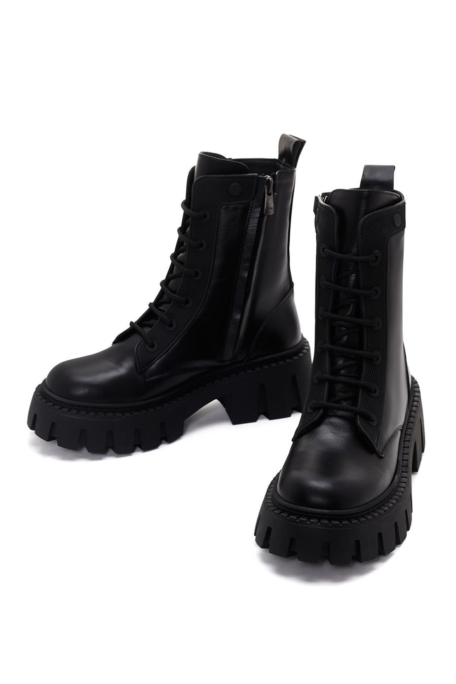 Women's Black Thick Soled Zippered Leather Boots