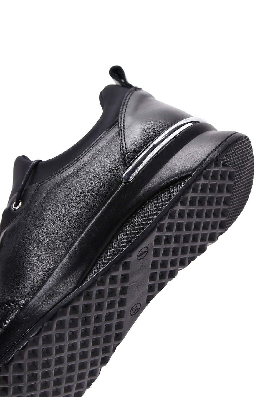 Women's Black Leather Casual Sneaker
