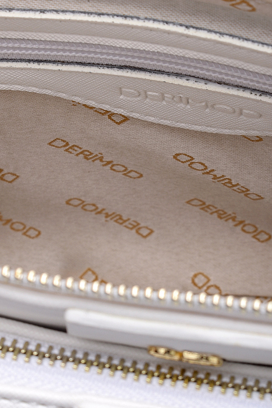 Women's Chain Detailed Crossbody Bag