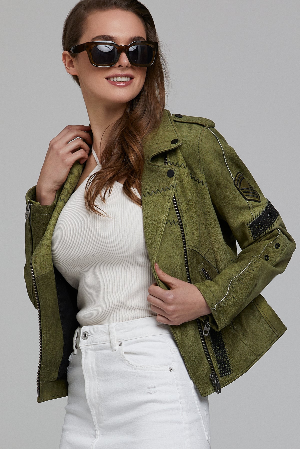Complete the Look by Purchasing Together!