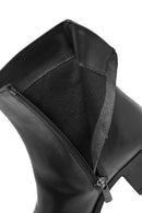 Woman Black Zip Closure Short Thick-Heeled Leather Boots | Derimod